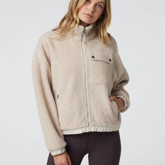 VUORI Sycamore Full Zip Jacket in DUNE-XS - Picture 1 of 13
